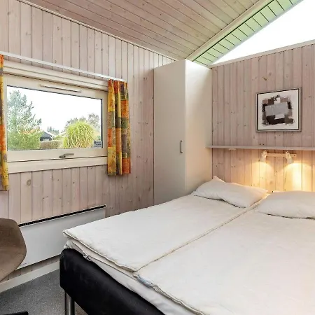 Semesterbostad Three-bedroom Holiday In 7 Otterup