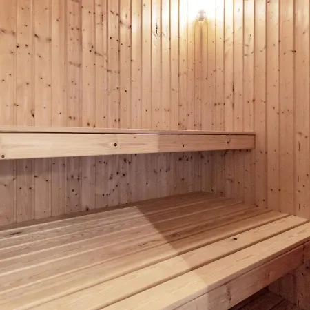 Three-bedroom Holiday In 7 * Otterup